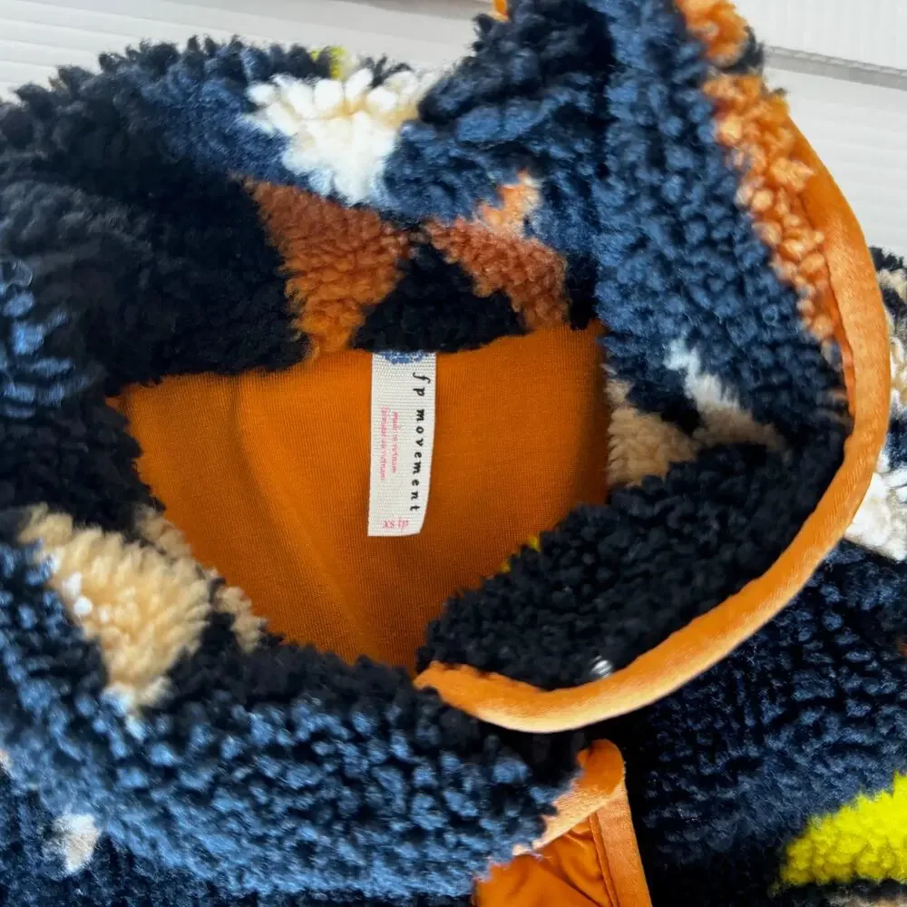 Free People Rocky Ridge Fleece Jacket XS Geometric Tribal Sportif Festival Boho - Picture 16 of 16